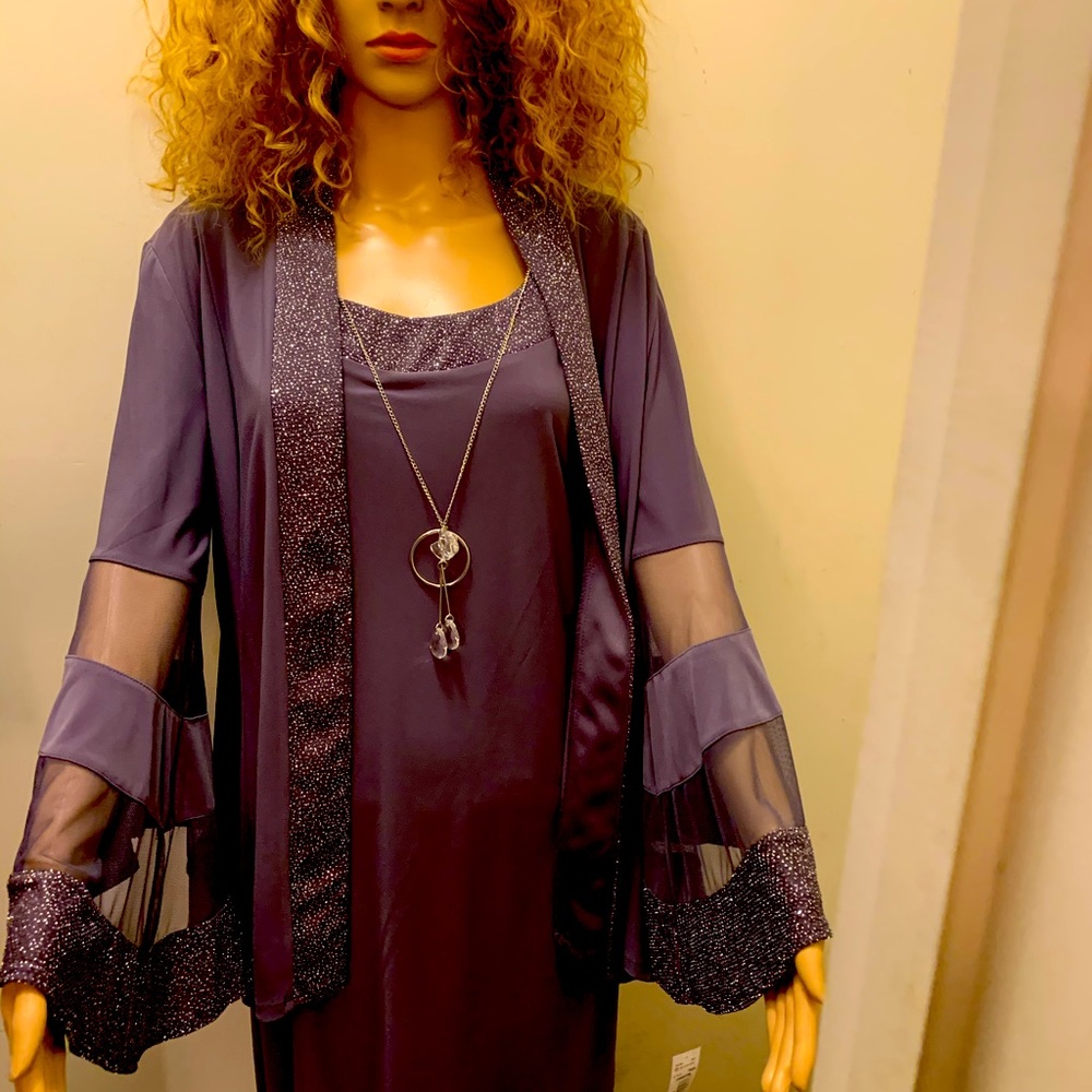 Elegant evening wear dress gray with designing sleeve new